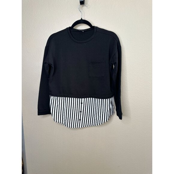 Forever 21 Women’s Black white Blouse M long sleeve round neck polyester - Picture 1 of 6